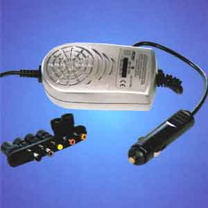 Adaptador / Cargador para Portatil conexi�n 12V Automovil